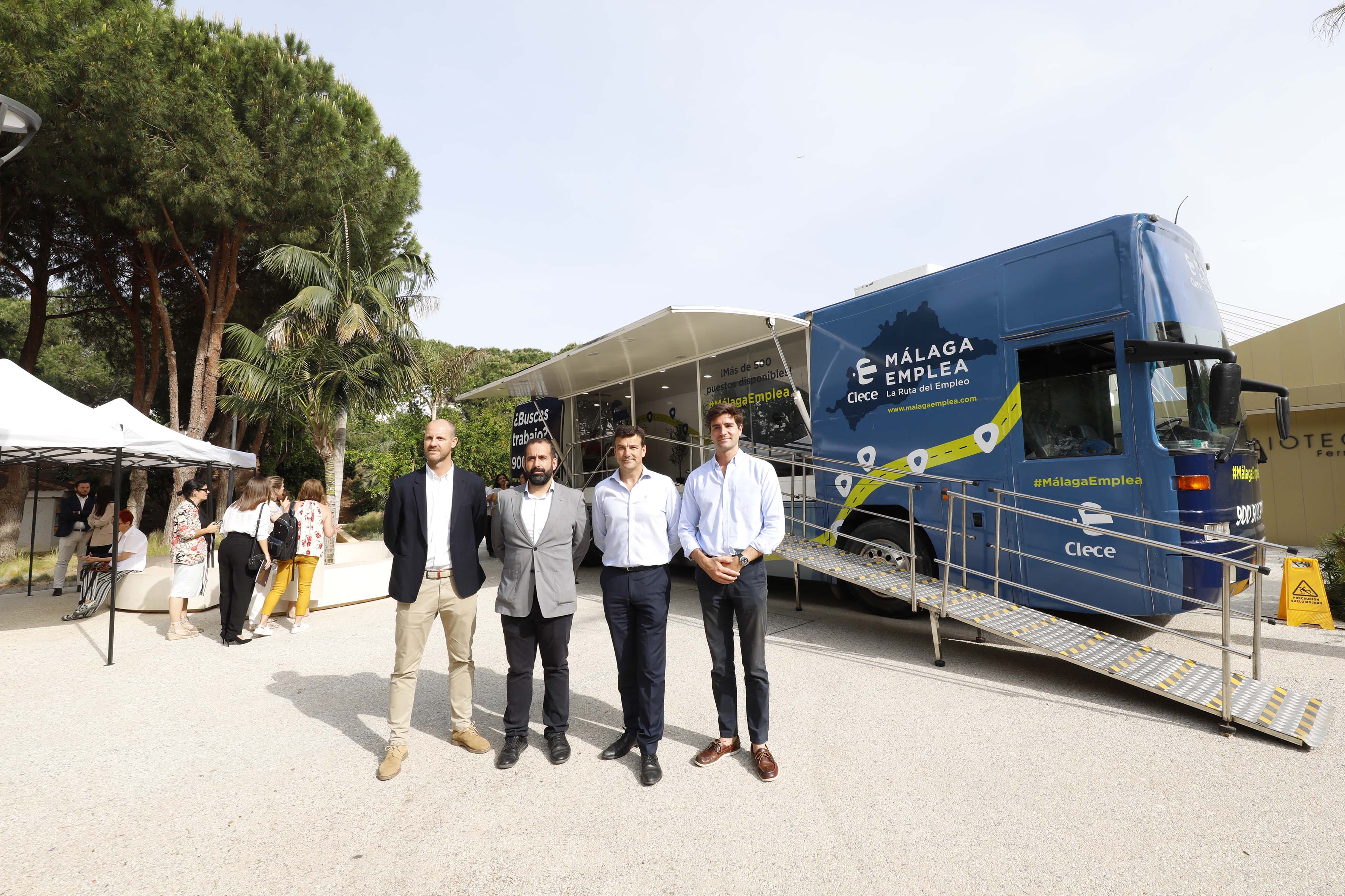 El Ayuntamiento respalda la Ruta ‘Málaga Emplea’ para contratar a más de 500 personas en la provincia y que concluye con éxito en Marbella, superando el millar de entrevistas en dos semanas